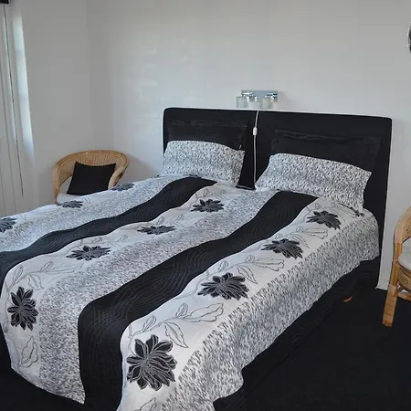 Bed & Breakfast Give Bed & Breakfast