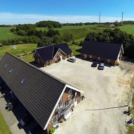 Give Bed & Breakfast Bed & Breakfast Give