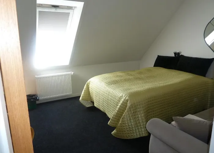 Give Bed & Breakfast Couette-café