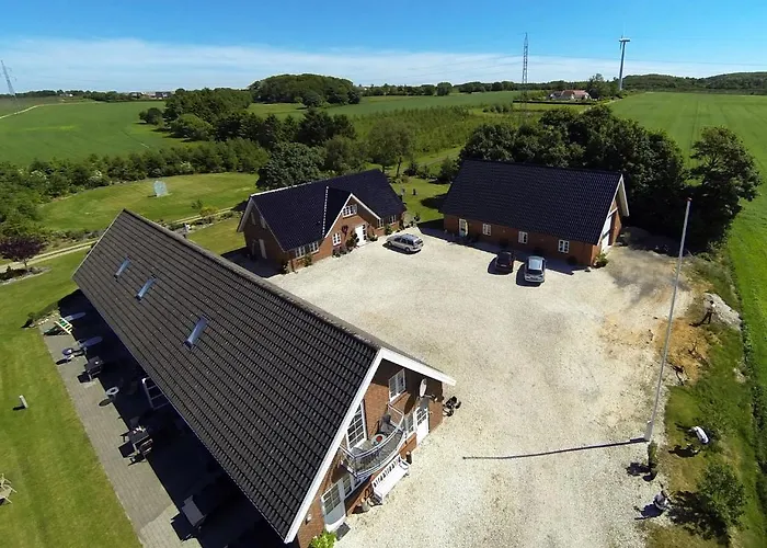 Give Bed & Breakfast Couette-café Give